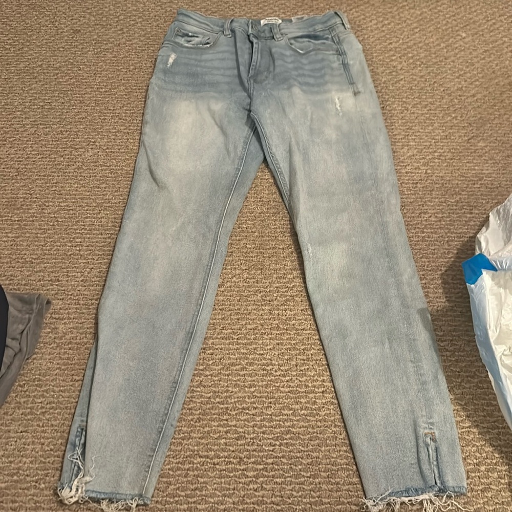 Kensie vintage luxe high rise skinny jeans
Size- 4